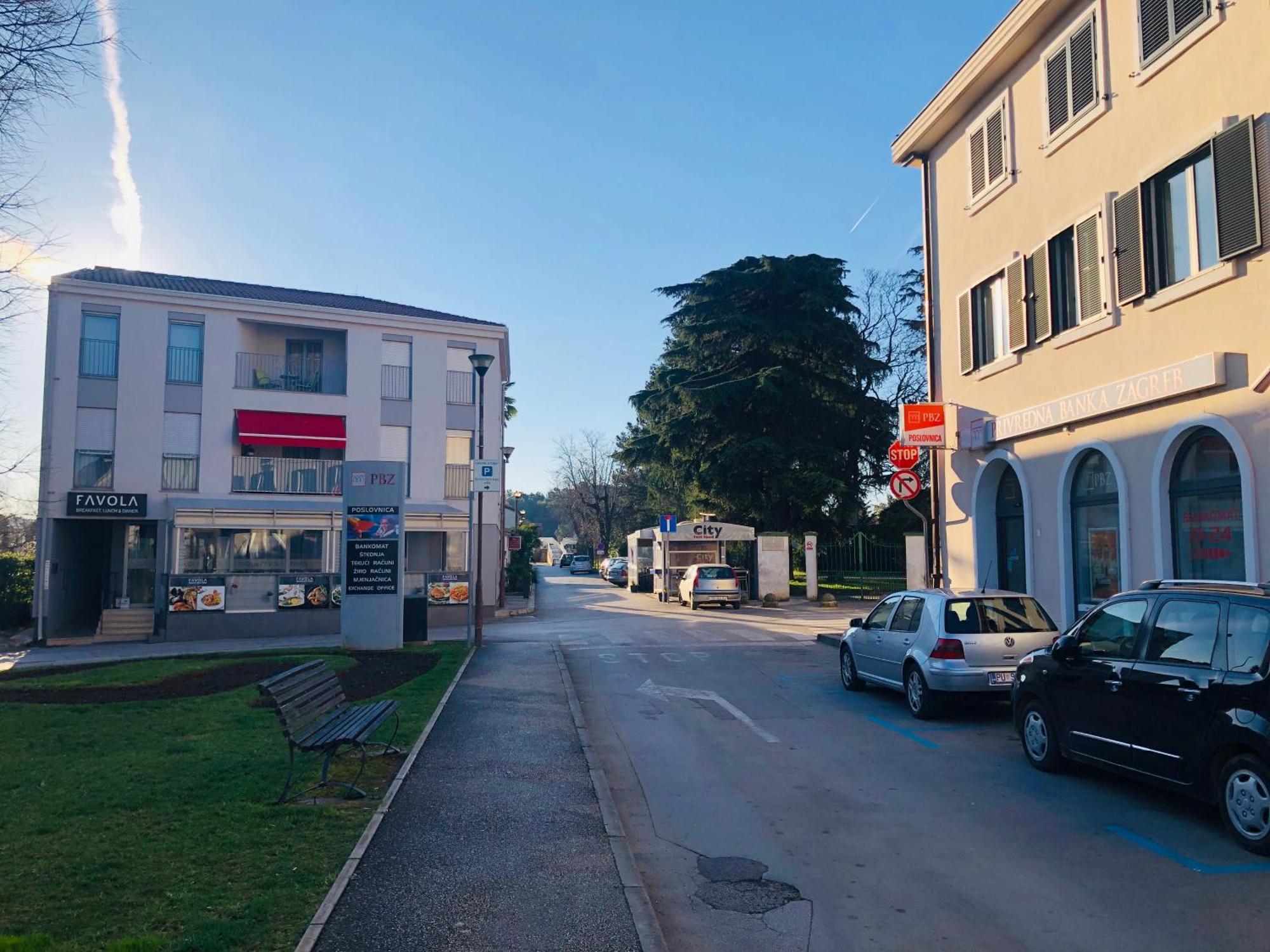 New City Center Design Apartment Porec Exterior photo
